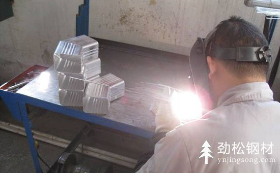 焊接加工變形預(yù)防